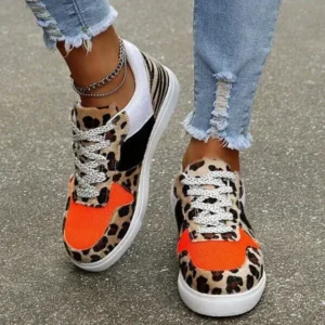 Dodtools Fashionable Round Toe Lace-Up Sneakers